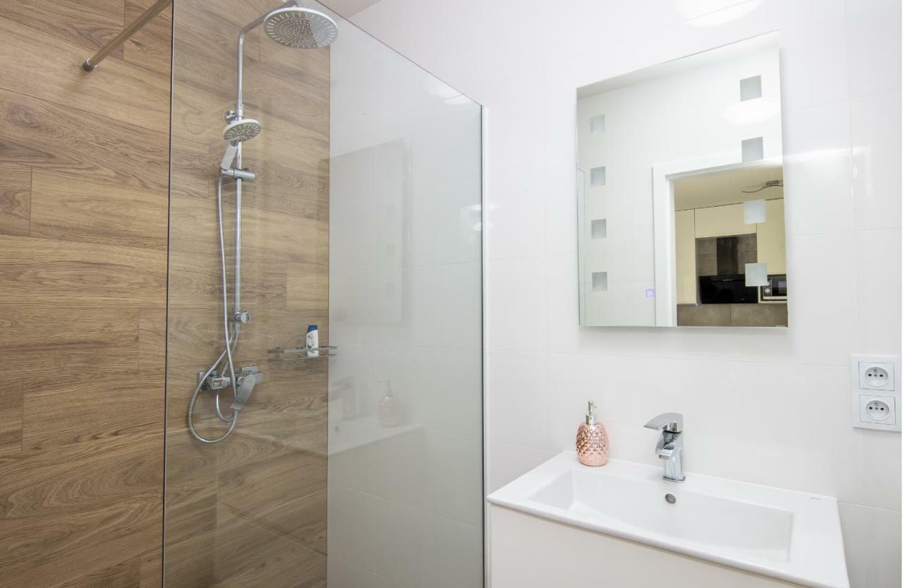 Apartamenty Ul. Marii Konopnickiej Krasków Eksteriør bilde